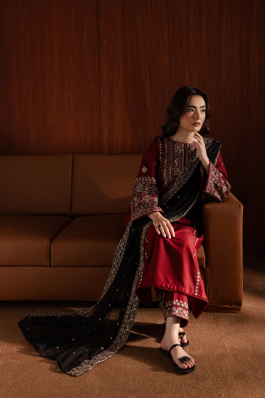 “BATIK” MOST DEMANDING ARTICAL DHANAK EMBROIDERD UNSTICH 3PC IS NOW AVAILABLE (WA-890)