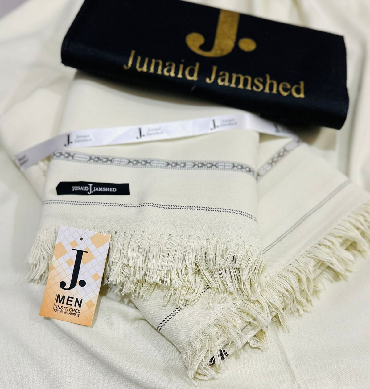 J. Men,s, Shawll Creem (WA-790)