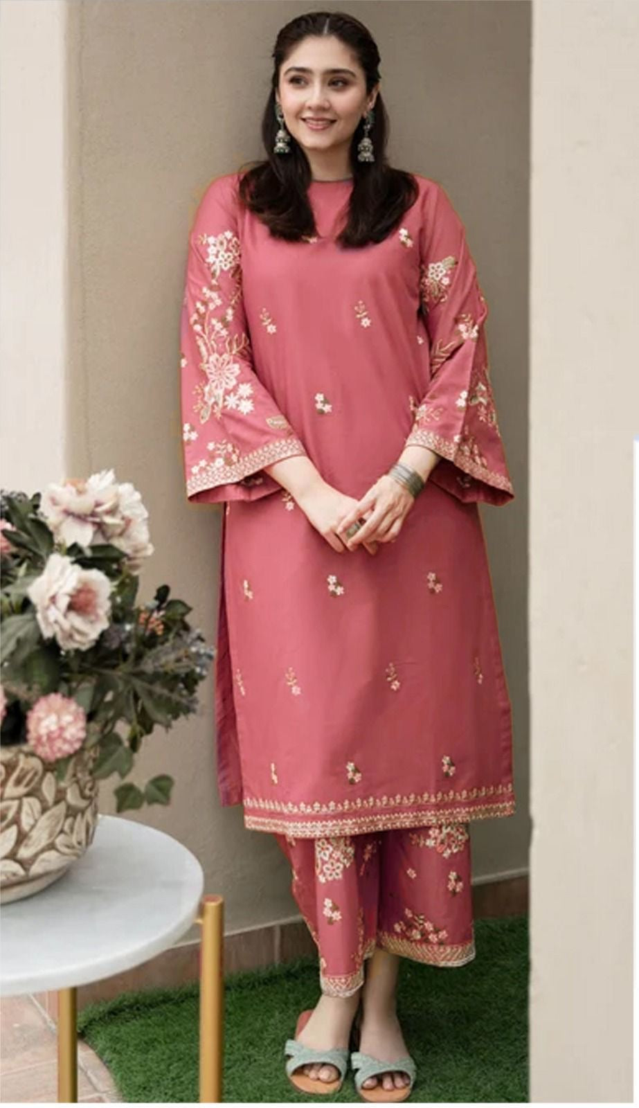 LINEN EMBROIDERD UNSTICHED 2PC (PINK)