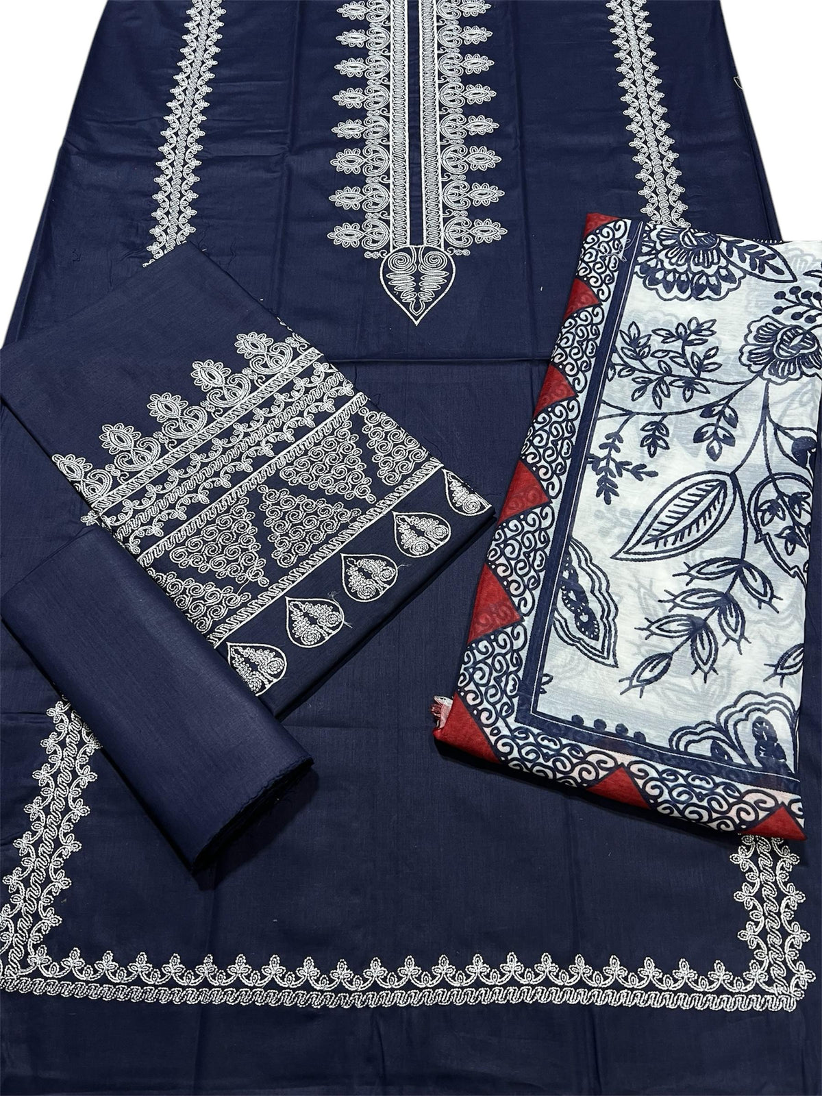 URGE EMBROIDERED LAWN 3pc