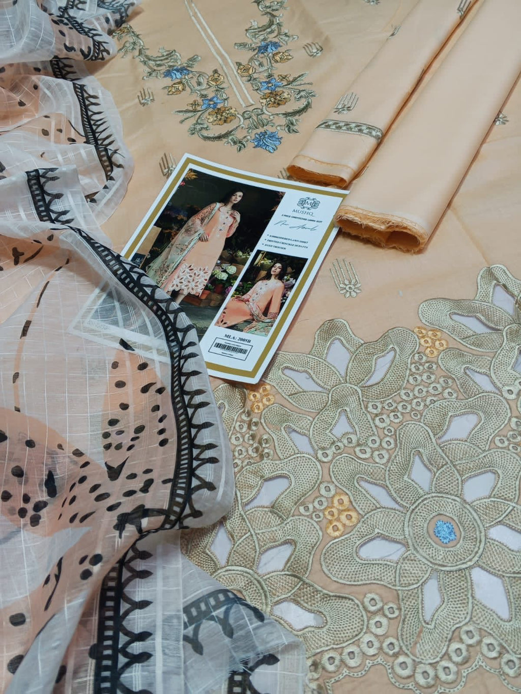 Heavy Embroidered Lawn 3pc