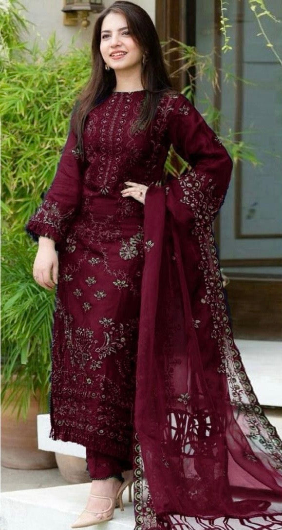 Heavy Embroidered Lawn 3pc