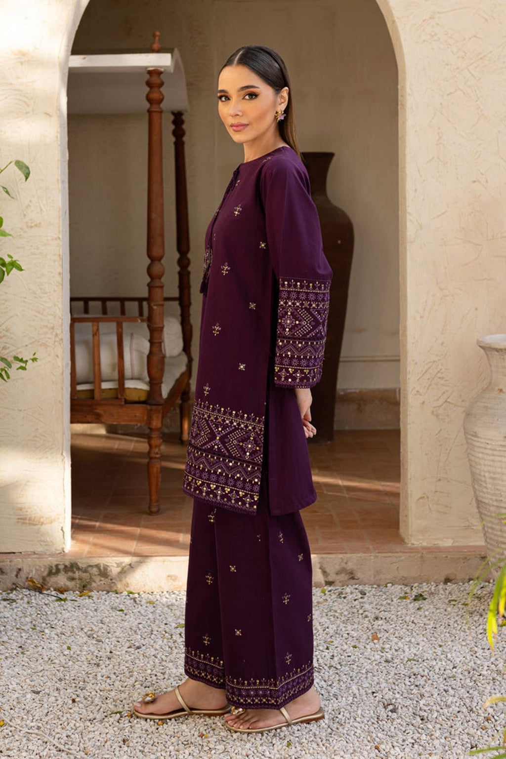 LINEN EMBROIDERD UNSTICHED 2PC (DARK PURPAL)